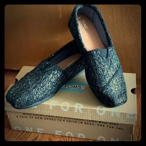 Tom’s Classic Black Glitter Wool Shoes